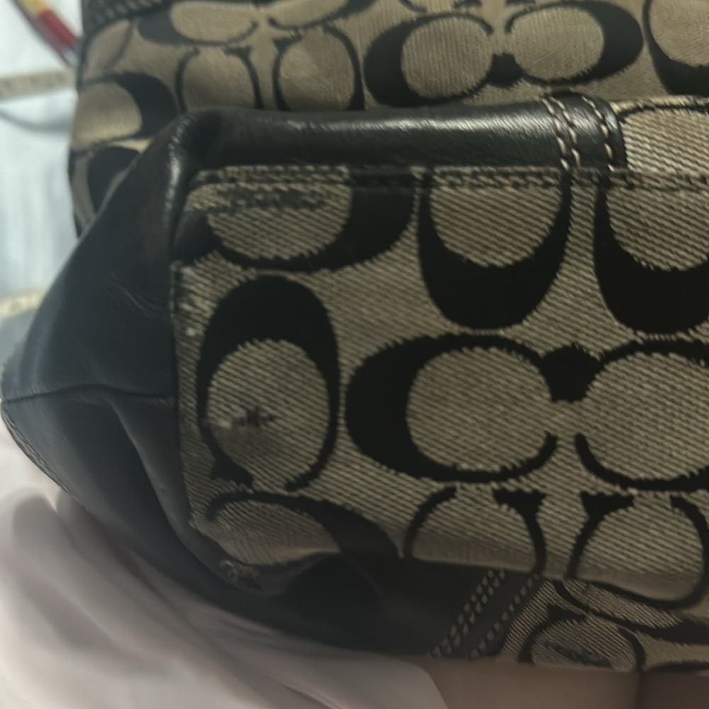 Coach Vintage Hampton F13973
Handbag Signature Jacquard &
Leather - Picture 13 of 16